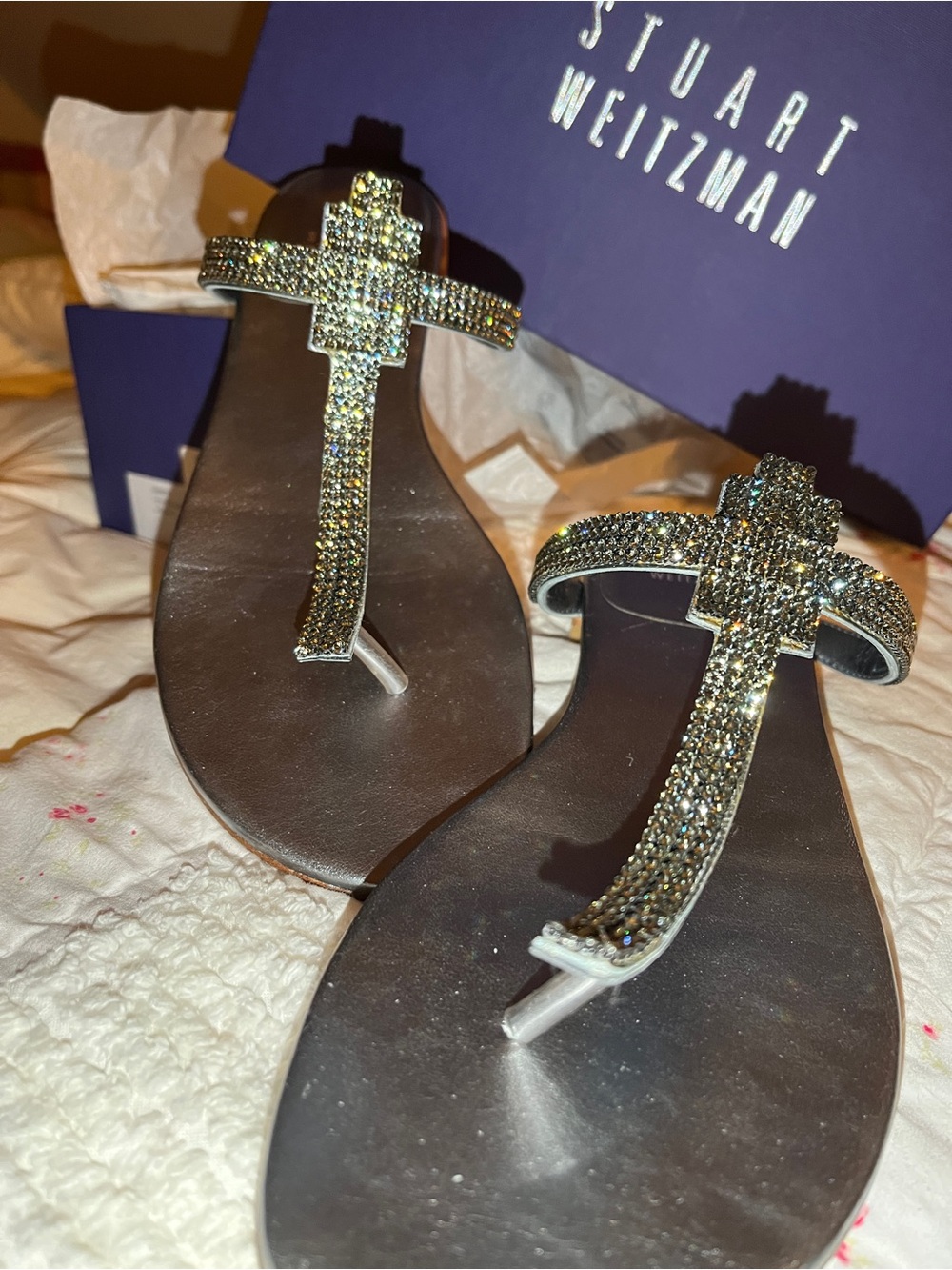 Stuart Weitzman “Vanity” Crystal T-Strap Flat Sandals - NEW - Never Worn